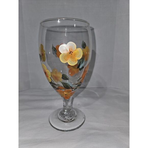 5 Hand Painted Floral Wine Glasses - Picture 6 of 7